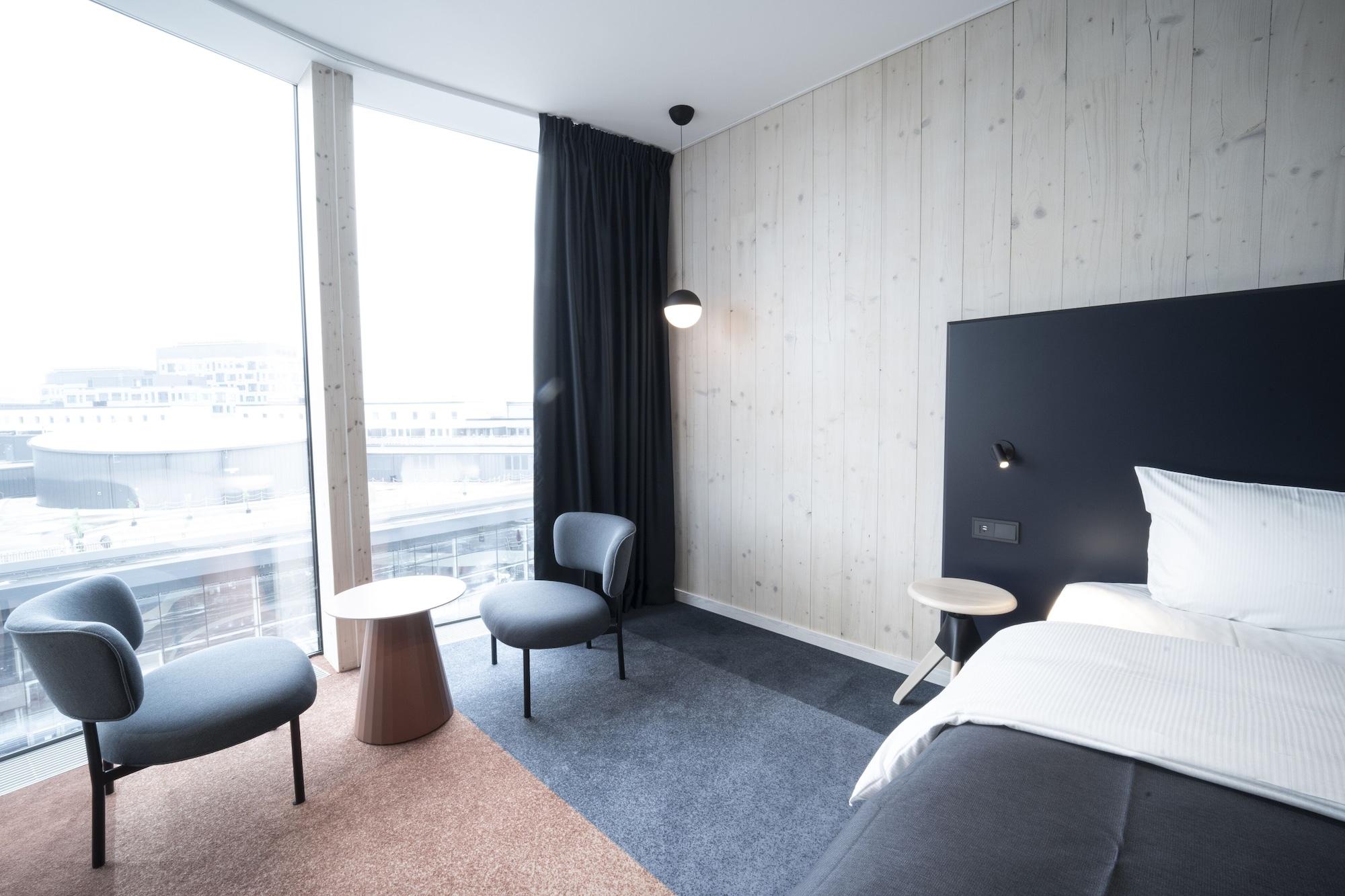 Quality Hotel Strawberry Arena Солна Екстериор снимка