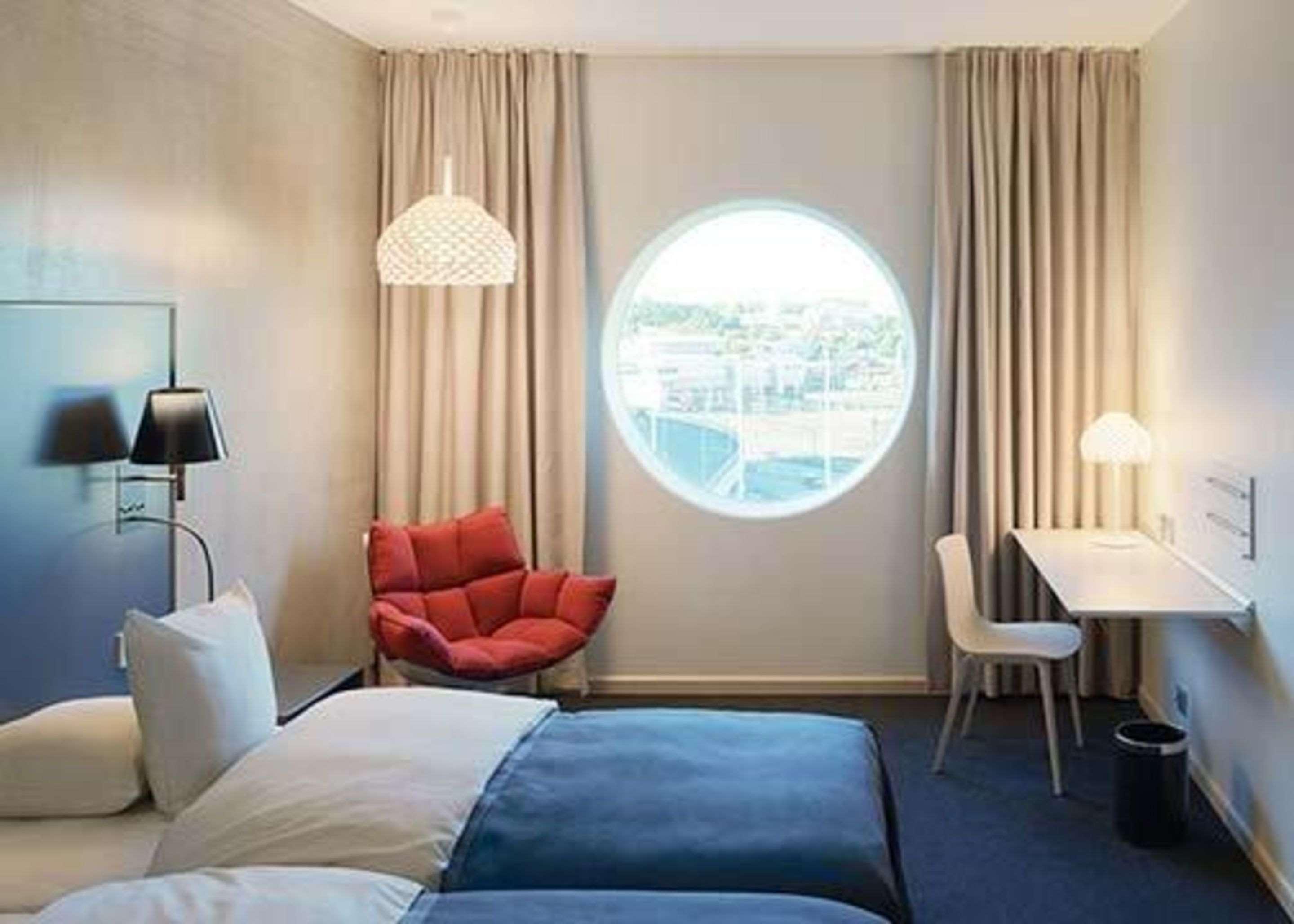 Quality Hotel Strawberry Arena Солна Екстериор снимка