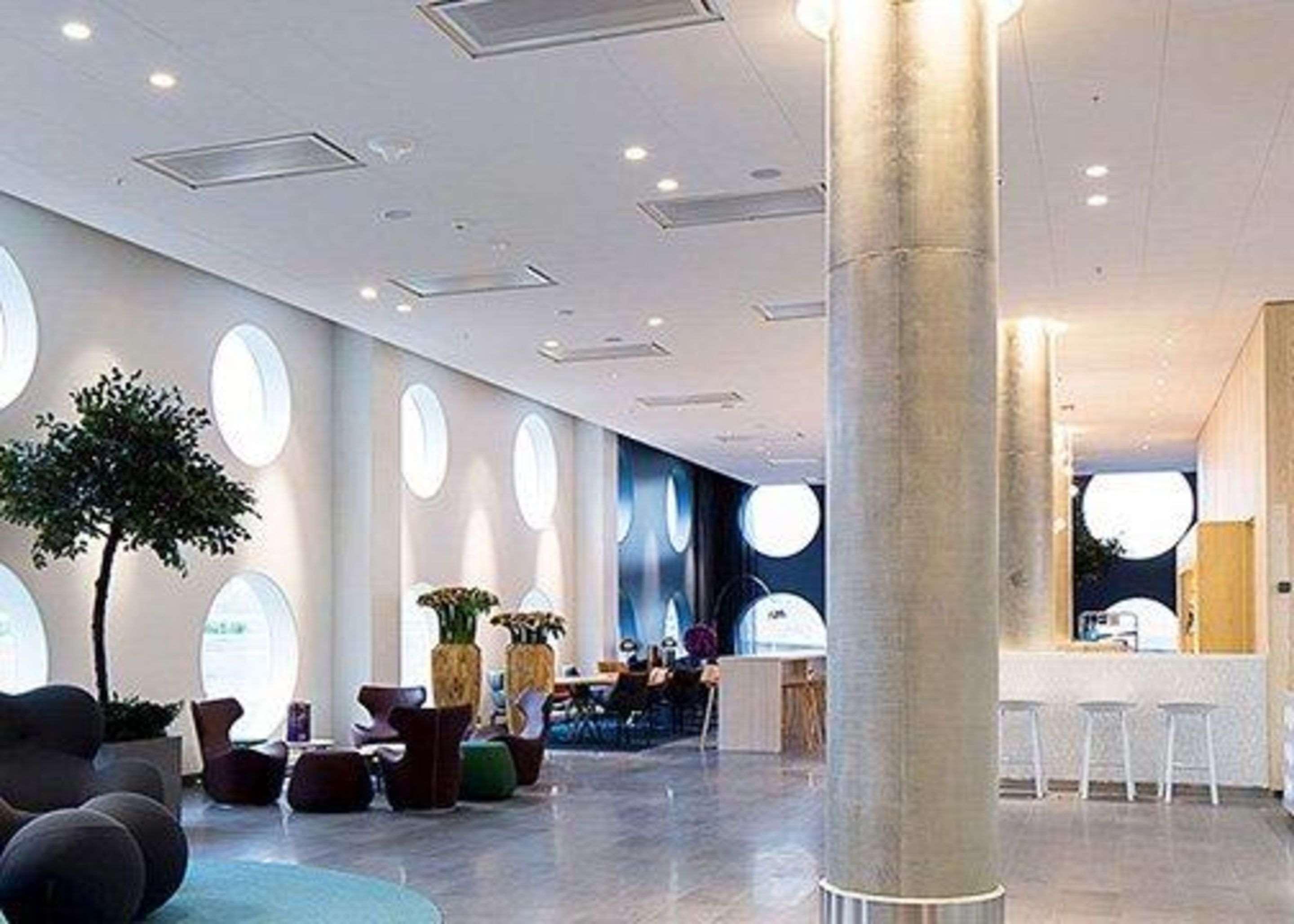 Quality Hotel Strawberry Arena Солна Екстериор снимка