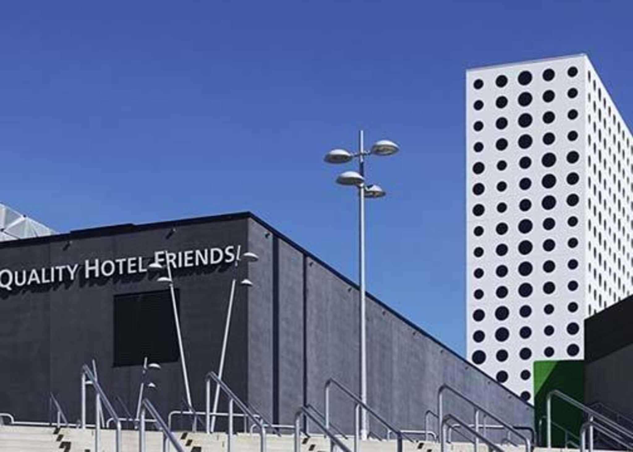 Quality Hotel Strawberry Arena Солна Екстериор снимка